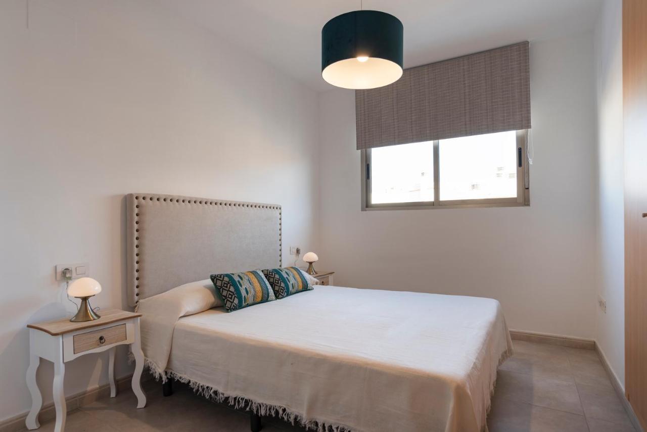 Nuevo Y Moderno Apartamento Con Aire Acondicionado - El Cid 4 Бурриана Экстерьер фото