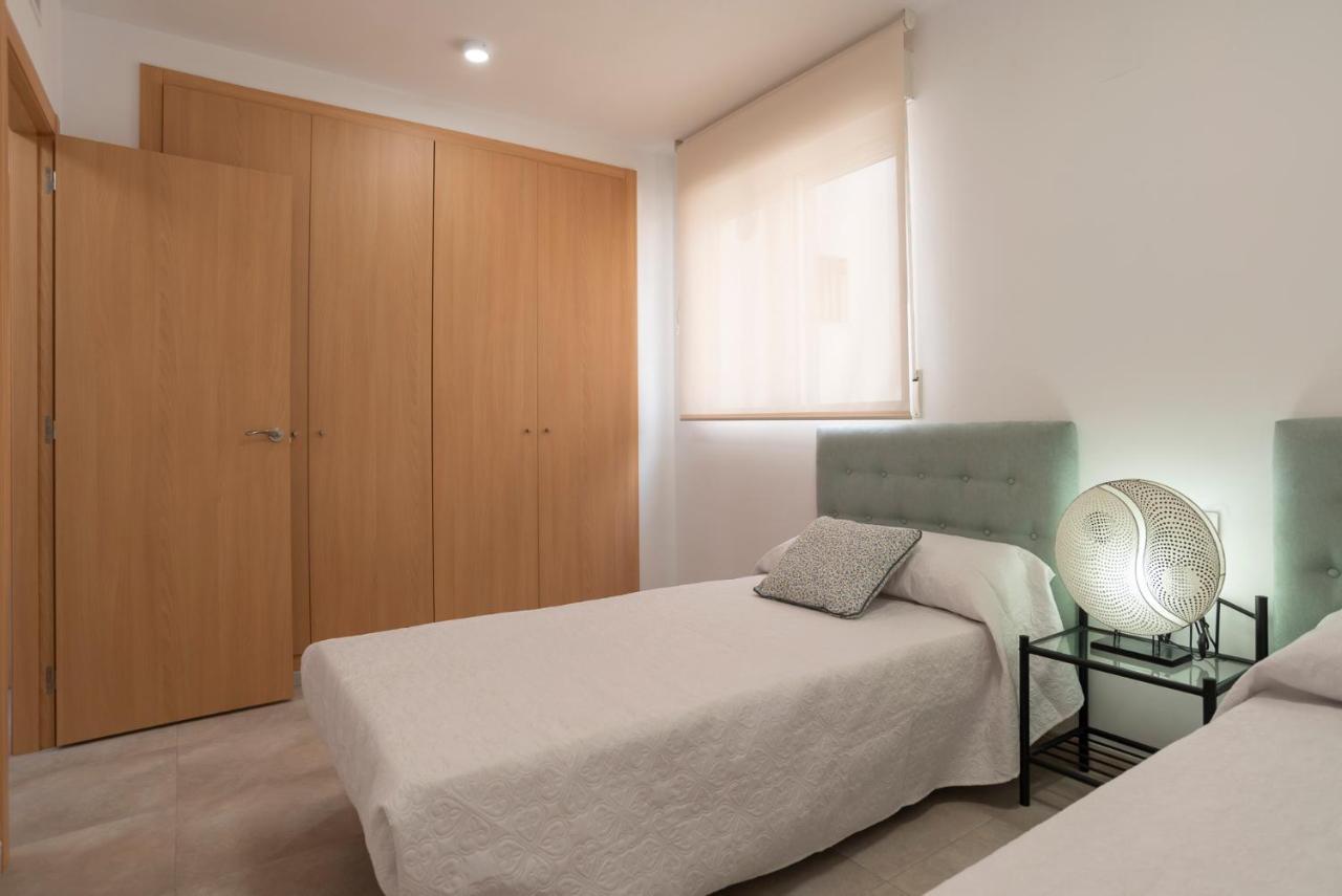 Nuevo Y Moderno Apartamento Con Aire Acondicionado - El Cid 4 Бурриана Экстерьер фото